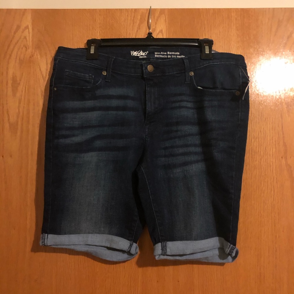 Mossimo Shorts Size 16R